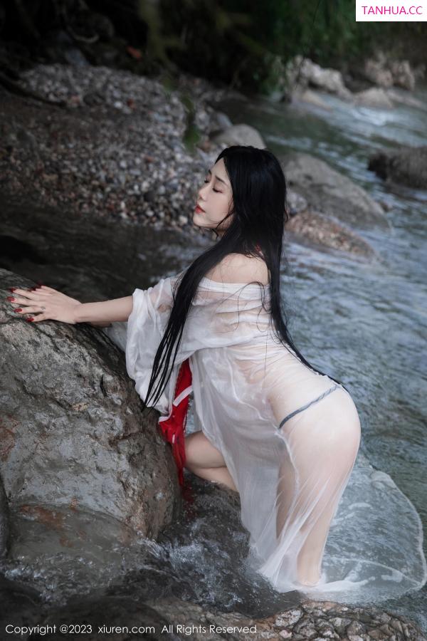   [XiuRen]高清写真图 2023.08.28 No.7295 严利娅Yuliya 妲己美臀第62张图片
